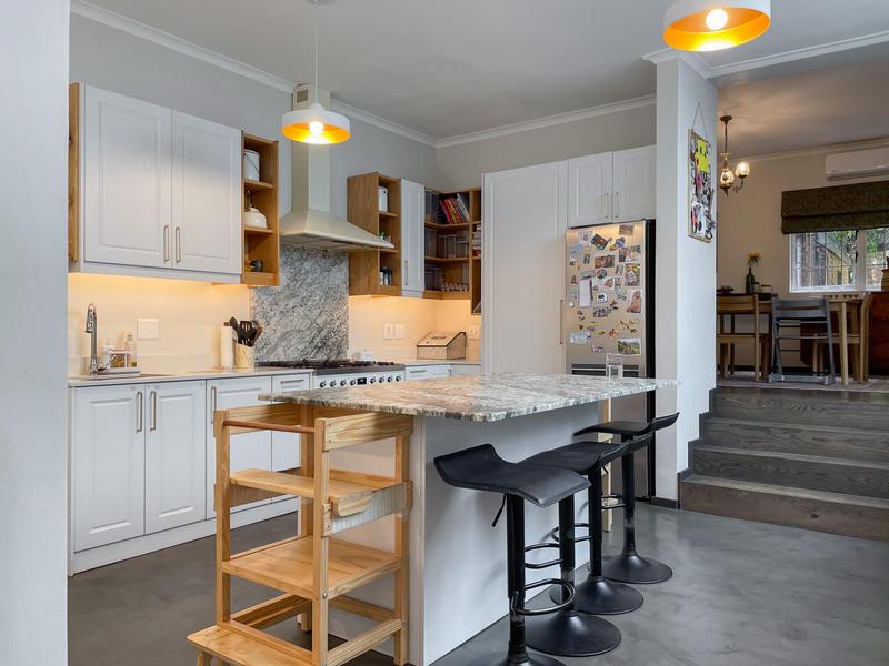 4 Bedroom Property for Sale in Hout Bay Western Cape